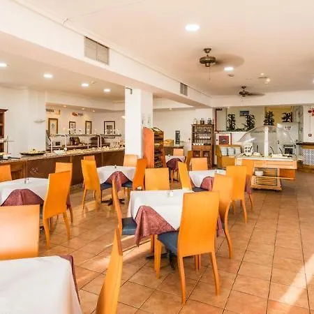 Callao Garden Hotell 3*